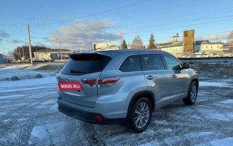 Toyota Highlander III, 2014 год, 2 980 000 рублей, 5 фотография