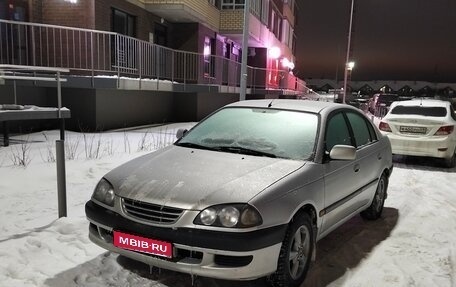 Toyota Avensis III рестайлинг, 2000 год, 380 000 рублей, 1 фотография