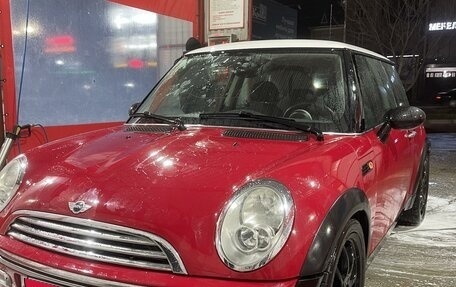 MINI Hatch, 2003 год, 850 000 рублей, 1 фотография