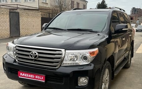 Toyota Land Cruiser 200, 2014 год, 4 200 000 рублей, 1 фотография