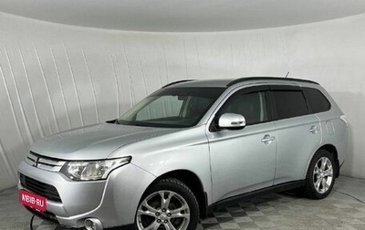 Mitsubishi Outlander III рестайлинг 3, 2013 год, 1 490 000 рублей, 1 фотография