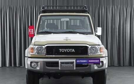 Toyota Land Cruiser 70, 2022 год, 7 499 000 рублей, 3 фотография