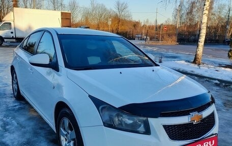 Chevrolet Cruze II, 2012 год, 640 000 рублей, 3 фотография