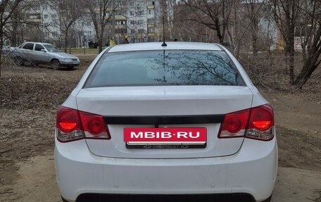 Chevrolet Cruze II, 2011 год, 850 000 рублей, 2 фотография