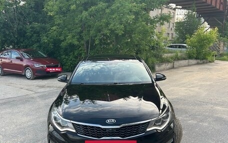 KIA Optima IV, 2018 год, 2 300 000 рублей, 2 фотография