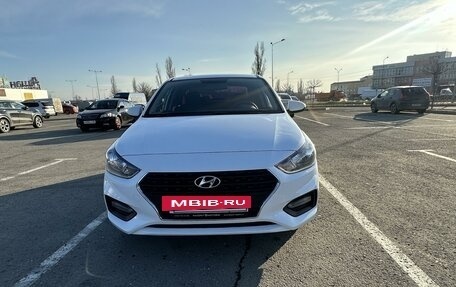 Hyundai Solaris II рестайлинг, 2020 год, 1 600 000 рублей, 2 фотография