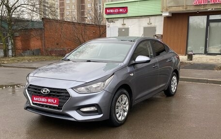 Hyundai Solaris II рестайлинг, 2018 год, 1 130 000 рублей, 1 фотография