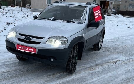 Chevrolet Niva I рестайлинг, 2013 год, 730 000 рублей, 1 фотография