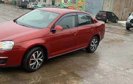 Volkswagen Jetta VI, 2010 год, 665 000 рублей, 1 фотография