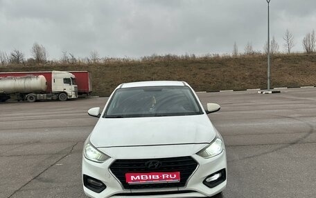 Hyundai Solaris II рестайлинг, 2019 год, 820 000 рублей, 1 фотография