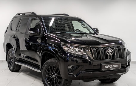 Toyota Land Cruiser Prado 150 рестайлинг 2, 2021 год, 5 850 000 рублей, 3 фотография