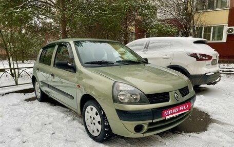 Renault Clio III, 2002 год, 320 000 рублей, 2 фотография