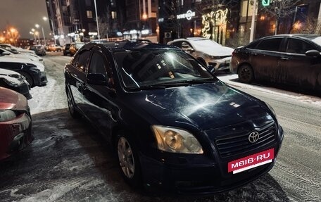 Toyota Avensis III рестайлинг, 2005 год, 499 999 рублей, 3 фотография