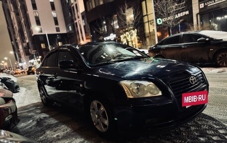 Toyota Avensis III рестайлинг, 2005 год, 499 999 рублей, 4 фотография