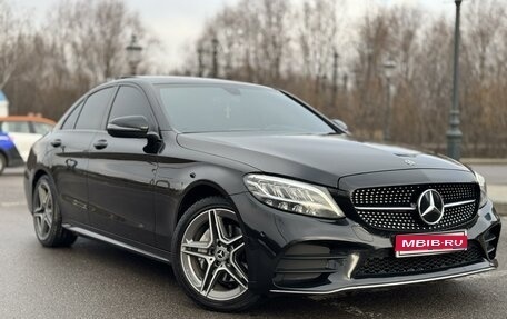 Mercedes-Benz C-Класс, 2018 год, 3 700 000 рублей, 1 фотография