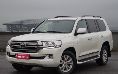 Toyota Land Cruiser 200, 2019 год, 6 574 000 рублей, 1 фотография