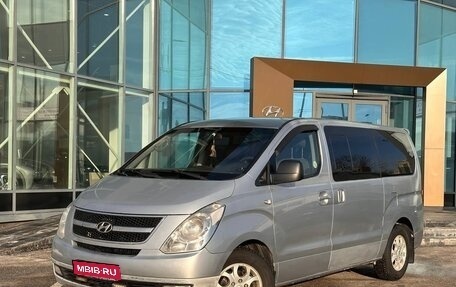 Hyundai Grand Starex Grand Starex I рестайлинг 2, 2011 год, 1 099 000 рублей, 1 фотография