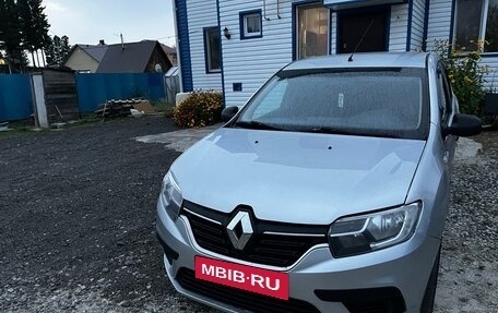 Renault Logan II, 2018 год, 540 000 рублей, 1 фотография