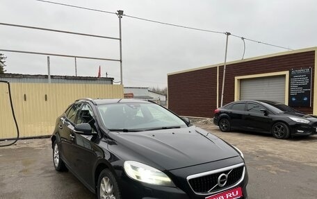 Volvo V40 Cross Country I, 2017 год, 1 350 000 рублей, 1 фотография