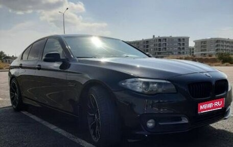 BMW 5 серия, 2015 год, 2 350 000 рублей, 1 фотография