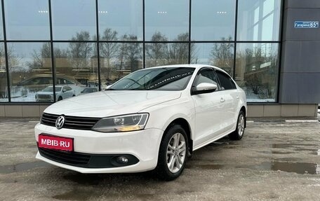 Volkswagen Jetta VI, 2012 год, 979 000 рублей, 1 фотография