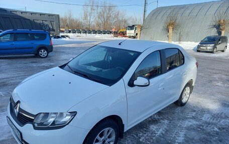 Renault Logan II, 2017 год, 990 000 рублей, 1 фотография