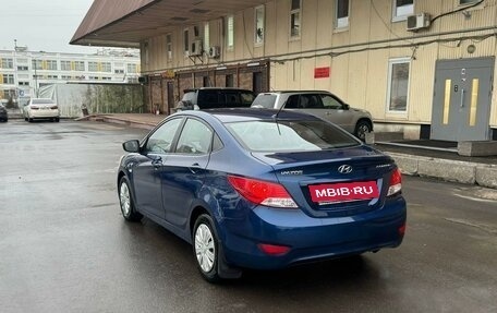 Hyundai Solaris II рестайлинг, 2011 год, 585 000 рублей, 3 фотография