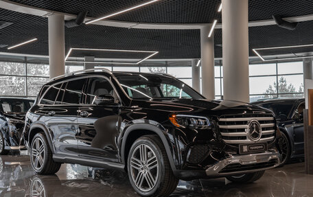 Mercedes-Benz GLS, 2023 год, 17 800 000 рублей, 2 фотография