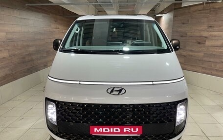 Hyundai Staria, 2022 год, 5 999 000 рублей, 2 фотография