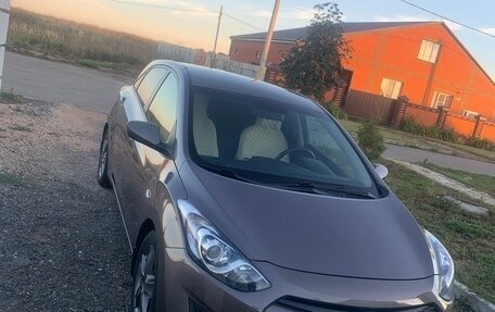 Hyundai i30 II рестайлинг, 2013 год, 1 300 000 рублей, 2 фотография