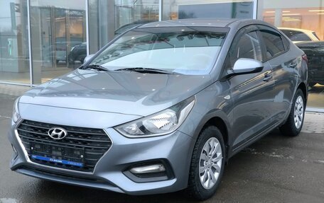 Hyundai Solaris II рестайлинг, 2017 год, 1 380 000 рублей, 1 фотография