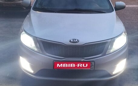 KIA Rio III рестайлинг, 2013 год, 949 000 рублей, 1 фотография