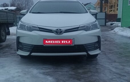 Toyota Corolla, 2018 год, 2 000 000 рублей, 2 фотография