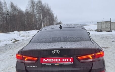 KIA Optima IV, 2018 год, 2 370 000 рублей, 3 фотография