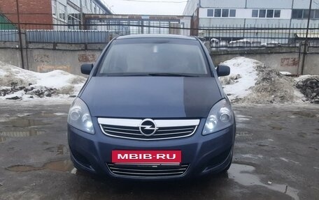 Opel Zafira B, 2011 год, 720 000 рублей, 2 фотография