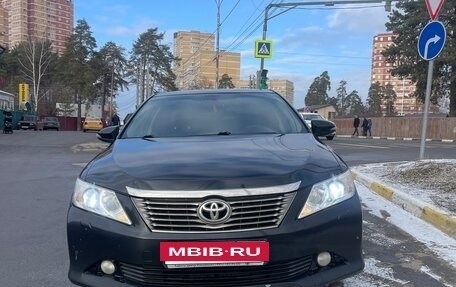 Toyota Camry, 2011 год, 1 490 000 рублей, 2 фотография