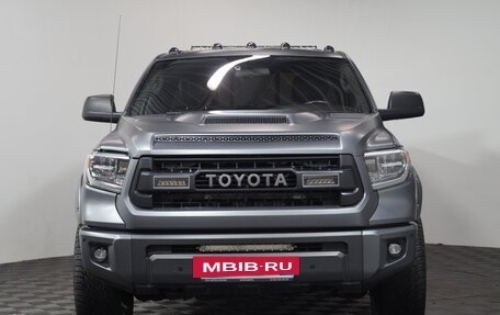 Toyota Tundra II, 2011 год, 4 039 000 рублей, 2 фотография