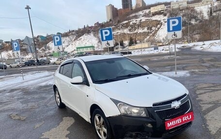 Chevrolet Cruze II, 2012 год, 500 000 рублей, 3 фотография