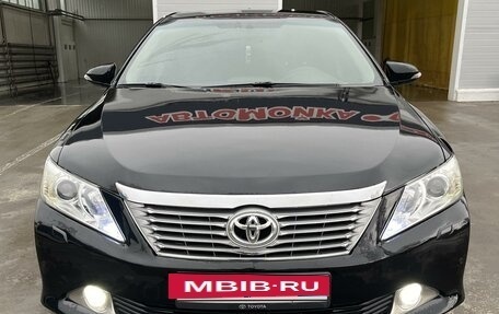 Toyota Camry, 2013 год, 1 700 000 рублей, 2 фотография