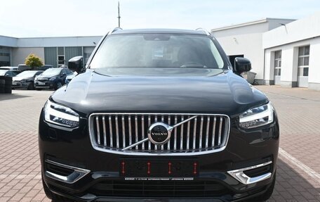 Volvo XC90 II рестайлинг, 2021 год, 5 700 000 рублей, 2 фотография