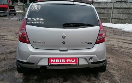 Renault Sandero I, 2014 год, 750 000 рублей, 4 фотография