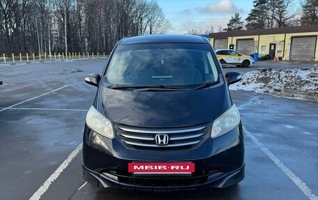 Honda Freed I, 2008 год, 1 333 000 рублей, 2 фотография