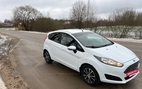 Ford Fiesta, 2015 год, 750 000 рублей, 2 фотография