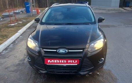 Ford Focus III, 2014 год, 900 000 рублей, 2 фотография