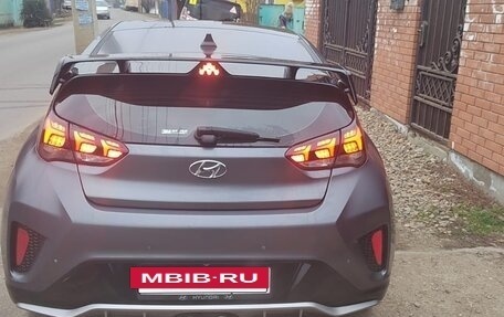 Hyundai Veloster II, 2018 год, 2 600 000 рублей, 3 фотография