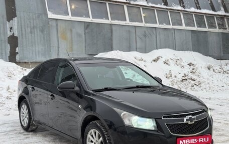 Chevrolet Cruze II, 2010 год, 620 000 рублей, 2 фотография