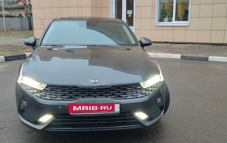 KIA K5, 2020 год, 2 500 000 рублей, 2 фотография