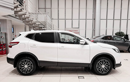 Nissan Qashqai, 2017 год, 1 950 000 рублей, 4 фотография