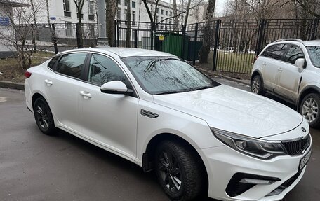 KIA Optima IV, 2018 год, 1 350 000 рублей, 2 фотография