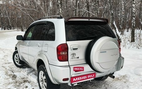 Toyota RAV4, 2003 год, 1 150 000 рублей, 4 фотография